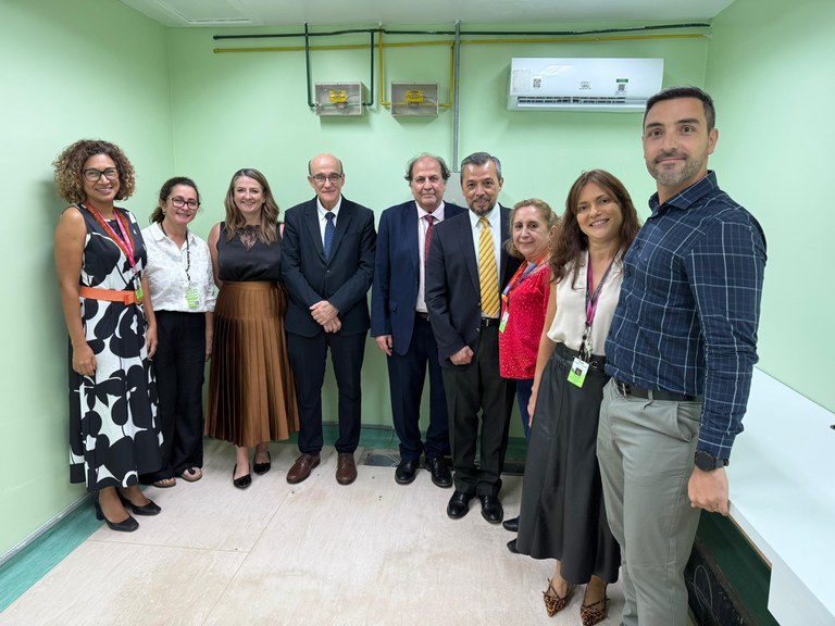 Doação de mamógrafo feita pela AIEA para hospital de Belém, no Pará