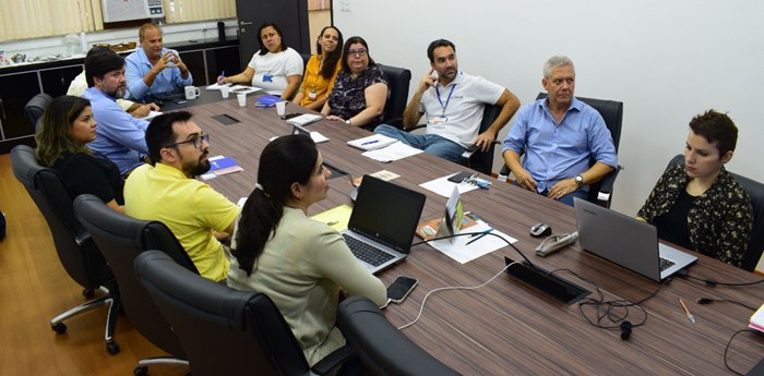 Representantes do IEN, da empresa Atomum, da Petrobras e da FACC
