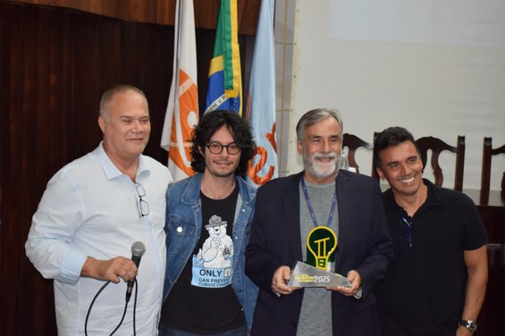 Troféu Petrobras para o IEN