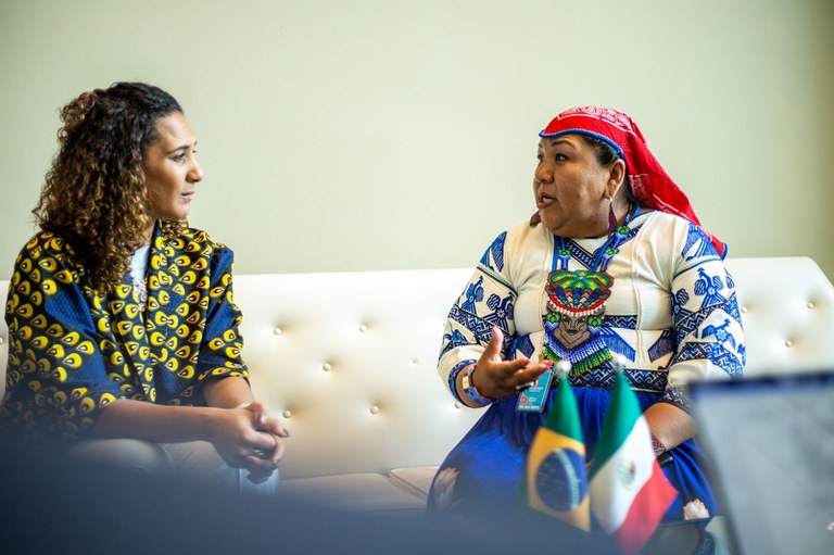 Aniele Franco e Claudia Morales..jpeg