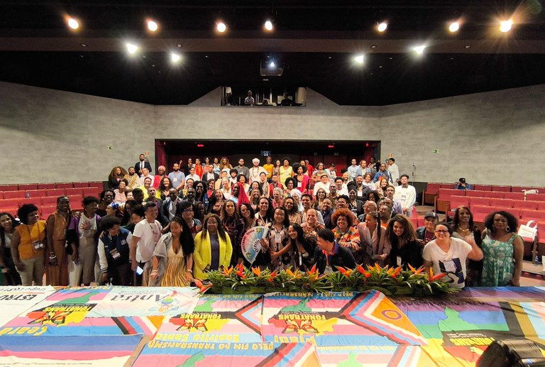 20250723 plenarialgbt Andressa almeida.jpg