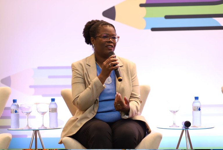 20250411 vanessa machado formasus.jpg