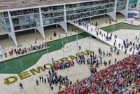 Ao lado do presidente Lula, ministra Anielle Franco participa de cerimônia relativa aos atos antidemocráticos de 8 de janeiro