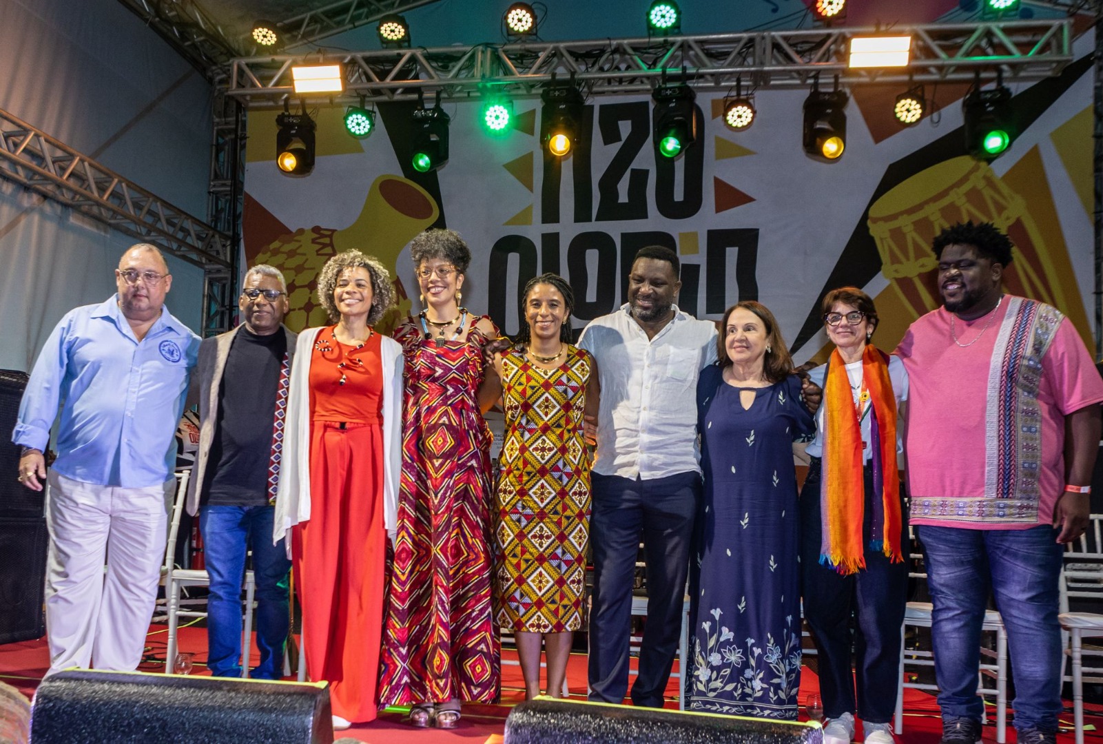 Cerimônia de abertura reuniu representantes de povos de terreiro, artistas e autoridades no Centro Histórico de Salvador