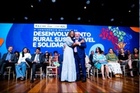 Lula e Anielle Franco participam de ato de assinatura de decretos de interesse social e entrega de títulos de domínio para territórios quilombolas