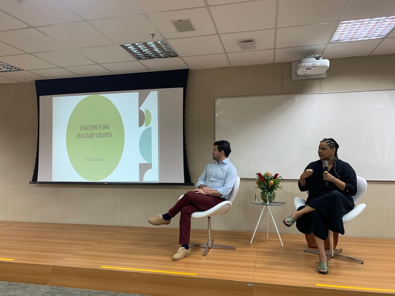 Tema: Construindo Ambientes de Trabalho Saudáveis: o enfretamento do racismo, das discriminações e suas interseccionalidades