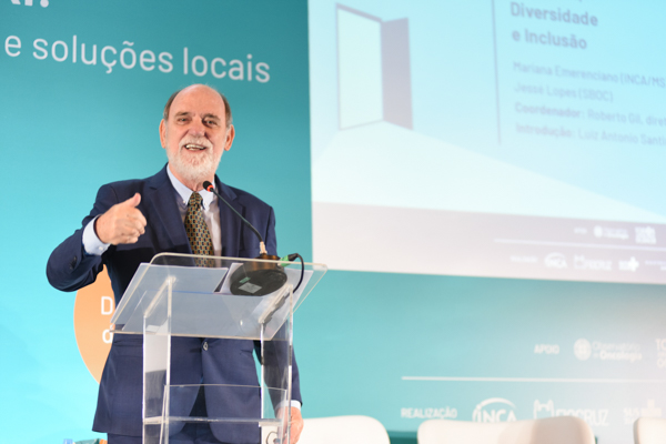 O diretor-geral do INCA, Roberto Gil. Fotos: Igor Matos.