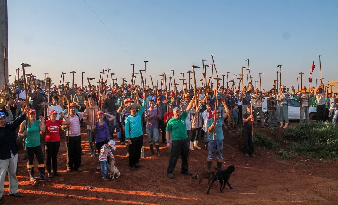Acordo histórico destina, em definitivo, sete áreas à reforma agrária no Paraná