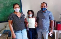 Agricultores recebem 73 títulos definitivos e registrados na Bahia