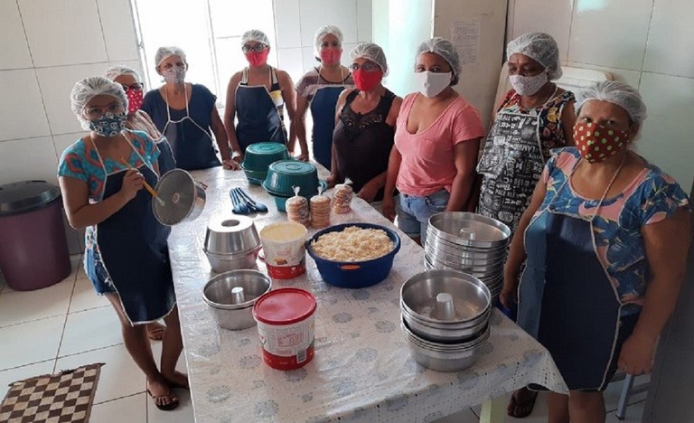 Grupo de mulheres criou agroindústria que está transformando a realidade de suas famílias e do município de Touros