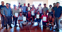 Assentados de quatro municípios gaúchos recebem Títulos de Domínio da terra