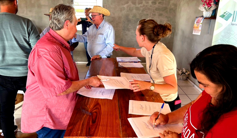 RS)_assinatura credito_Girua_abril2025.png