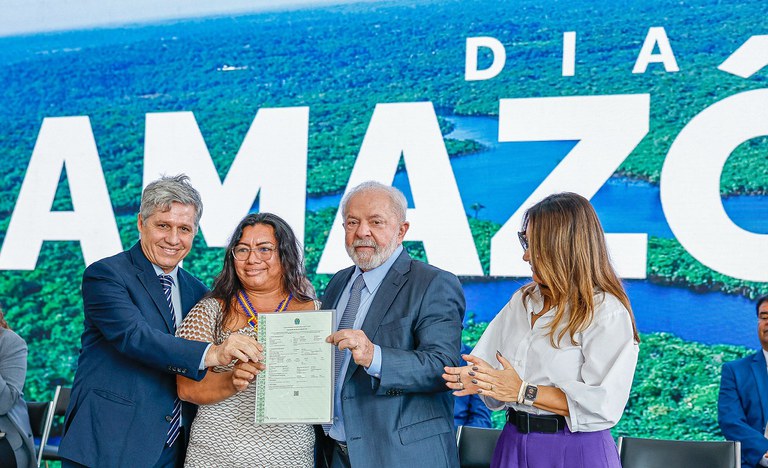 Lula assina decreto que amplia destinação de terras públicas federais