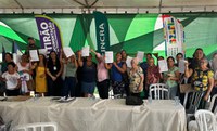 Famílias recebem títulos definitivos durante Mutirão de Documentação em Montividiu do Norte (GO)