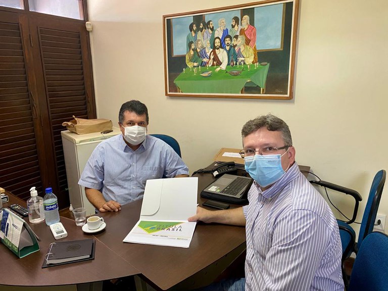 Superintendente do Incra-PB visita Fed dos Municípios da PB - 04-03-21.jpeg