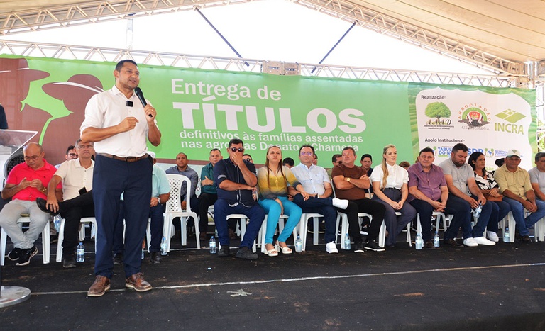 Incra no Ceará entrega Títulos de Domínio para famílias assentadas do Vale do Jaguaribe