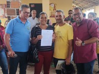 Incra Itinerante leva Contratos de Concessão de Uso para agricultores baianos