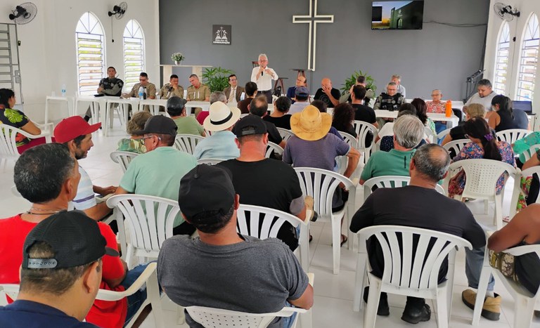 Reunião sobre incêndio no PA Antônio Conselheiro, em São Miguel de Taipu (PB)
