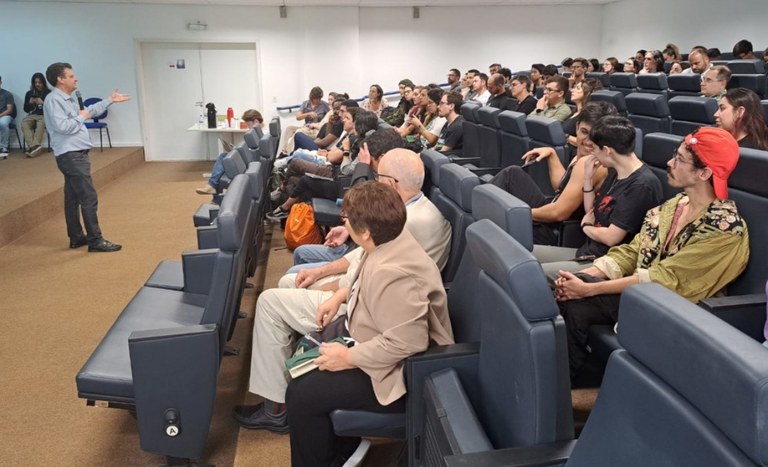 Incra UFPR palestra Nilton