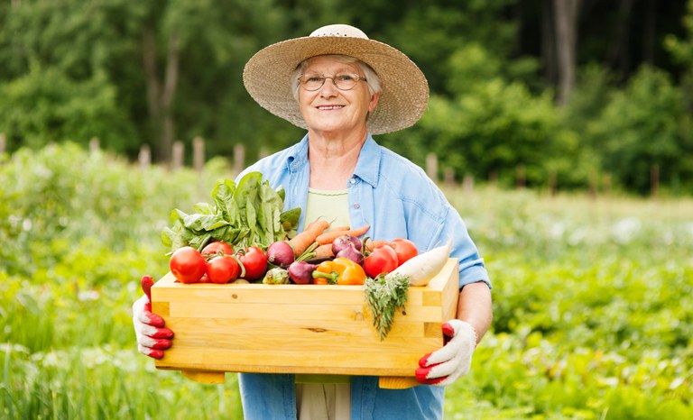 senior-woman-with-vegetables 1150 700.jpg