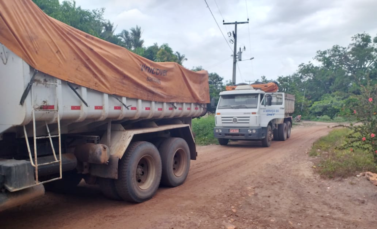 Entrega de materais para construção de casas no Maranhão