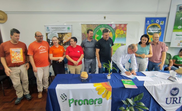 RS Pronera URI 3