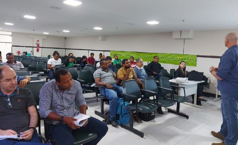 Servidores municipais de 16 prefeituras baianas são treinados para atuarem no Titula Brasil