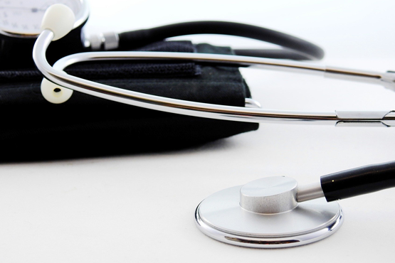 Exame terá duas etapas de avaliação com itens das cinco grandes áreas da medicina/Crédito: Pixabey