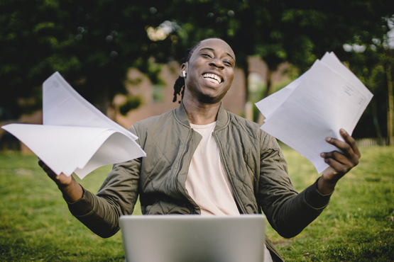 Inep disponibiliza uma série de materiais que servem de suporte aos estudos de quem vai realizar as provas do Enem. Crédito: Pexels