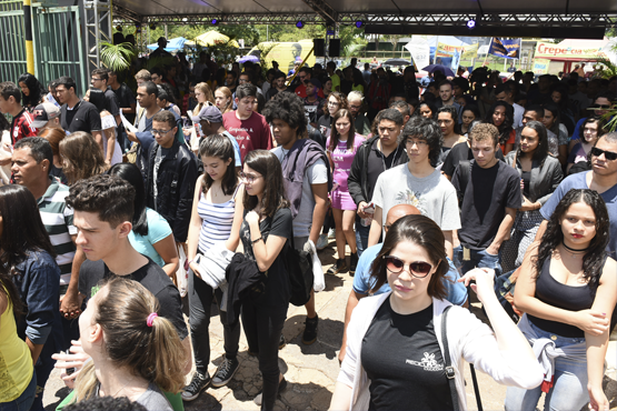 Entre os inscritos no Enem 2020, 65% já concluíram o ensino médio em anos anteriores / Ascom-MEC