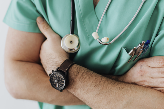 Em 2020, a primeira etapa do Revalida será aplicada em 13 capitais brasileiras. Crédito: Pexels  