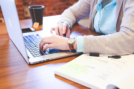 Candidatos devem ter nível superior completo em qualquer área de formação em instituição reconhecida pelo Ministério da Educação. Crédito: Pixabay