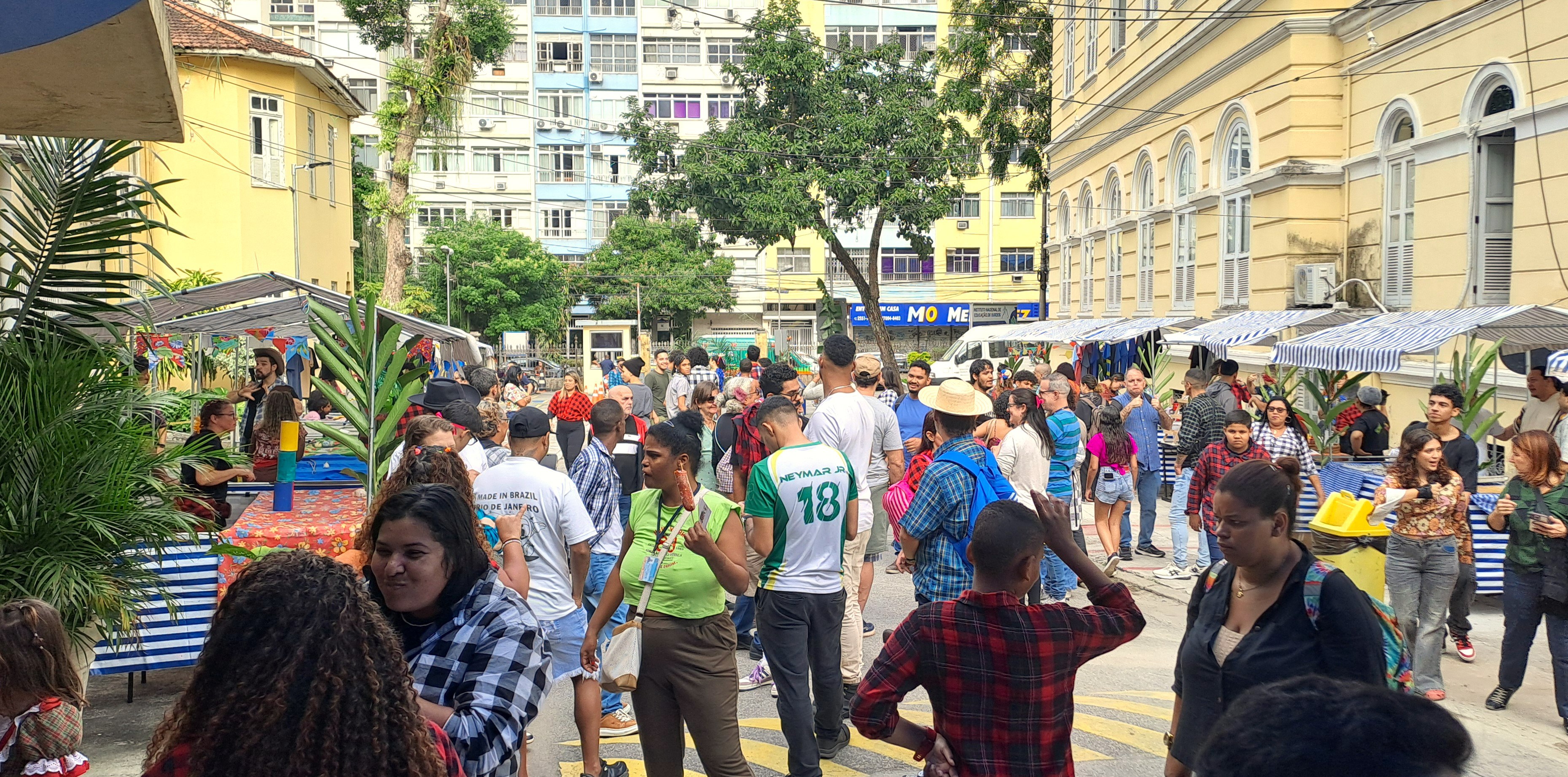 Cerca de 700 pessoas compareceram à festa ao longo do dia