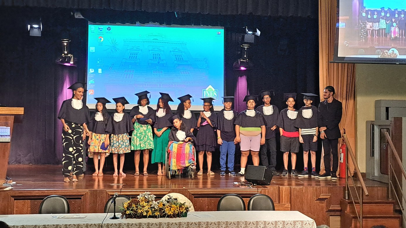 Alunos comemoraram conclusão do quinto ano do ensino fundamental