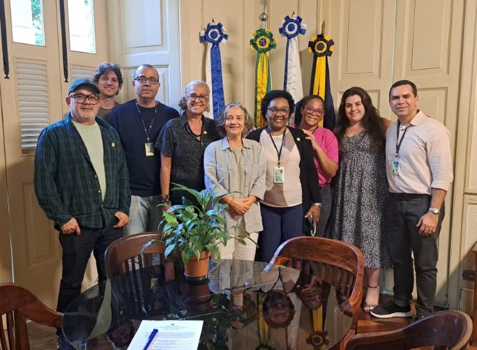 Membros da CIS tomaram posse no gabinete