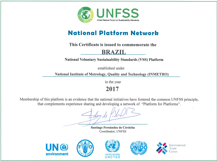 Certificado emitido para comemorar a Plataforma Nacional de Padrões Voluntários de Sustentabilidade (VSS) estabelecida pelo Inmetro no Brasil em 2017.
