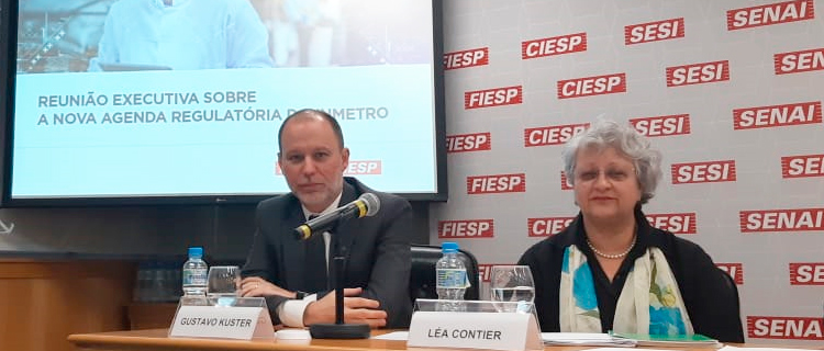 Gustavo Kuster e Lea Contier, da alta administração do Inmetro