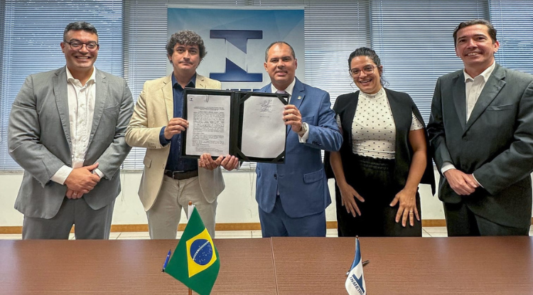 Cópia de CARROSSEL ESSE.png