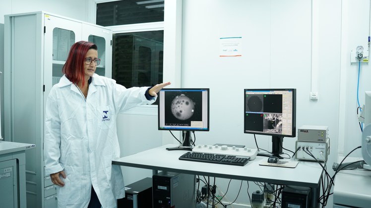 Renata Carvalho, pesquisadora da Divisão de Metrologia em Biologia (Dibio) do Inmetro