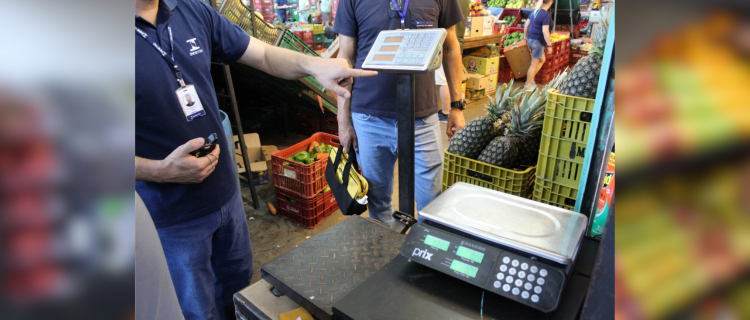 Ação preventiva retoma a presença da Surrs no principal centro de abastecimento alimentar do estado, orienta comerciantes e prepara o ambiente para futuras verificações metrológicas