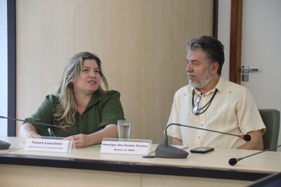 Subscretaria Tanara e diretor Henrique_Foto Camila Barbosa _Ascom Inap.jpeg