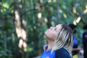 Olhando para animais Visita Escola Jacimar da Silva Gama - Bosque da Ciencia PCE-Foto Cimone Barros INPA (8 (85).JPG