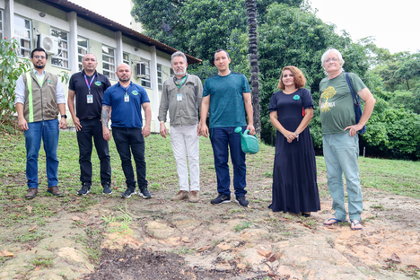 Comissao de Vegetacao_plantio de mudas campi 1e 2 _Foto Camila Barbosa_Asom Inpa.png