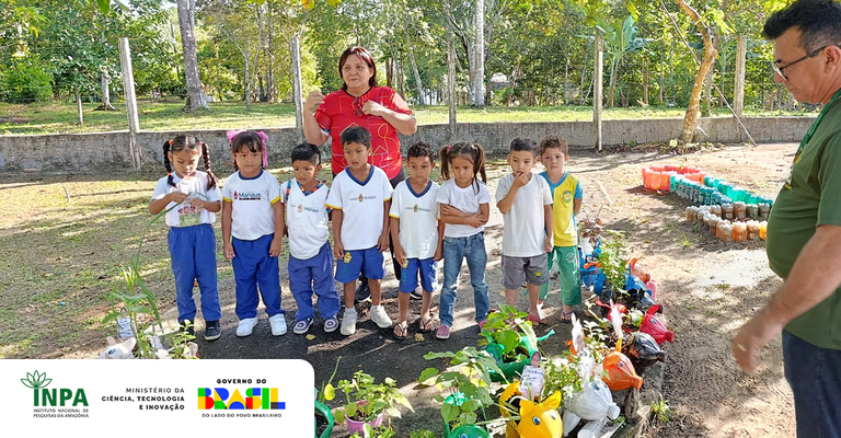 Mostra de Biodiversidade_Comunidade Abelha_Foto Coleções INPA.png