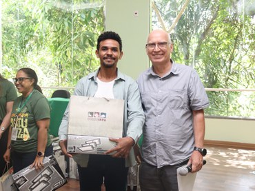 Israel Sampaio, novo pesquisador da CODAM. Foto: Anne Karoline- Ascom Inpa. 