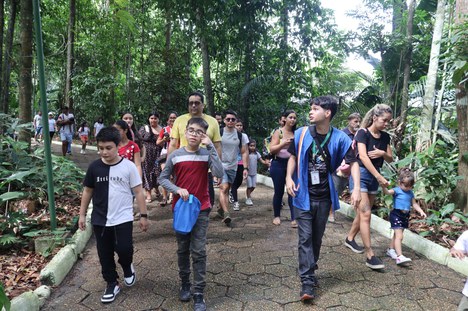 Tour pelo Bosque com o PCE. Foto: Paulo Vinicius- PCE/Inpa.