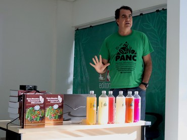 Seminario da Amazonia_Valdely Kinupp_130325_Carol Sackser  (51) (1).JPG