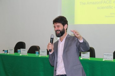 AmazonFACE_Pré-inauguração_Bosque_FotoCimone Barros_ASCOM INPA (111).JPG