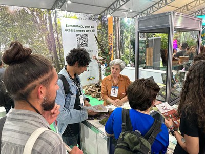 SBPC -estande INPA-Foto Cimone Barros.jpeg