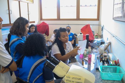 Visita as coleções de microrganismos de interesse agrossivicultural_fotos_ValériaNakashima  (13).jpg